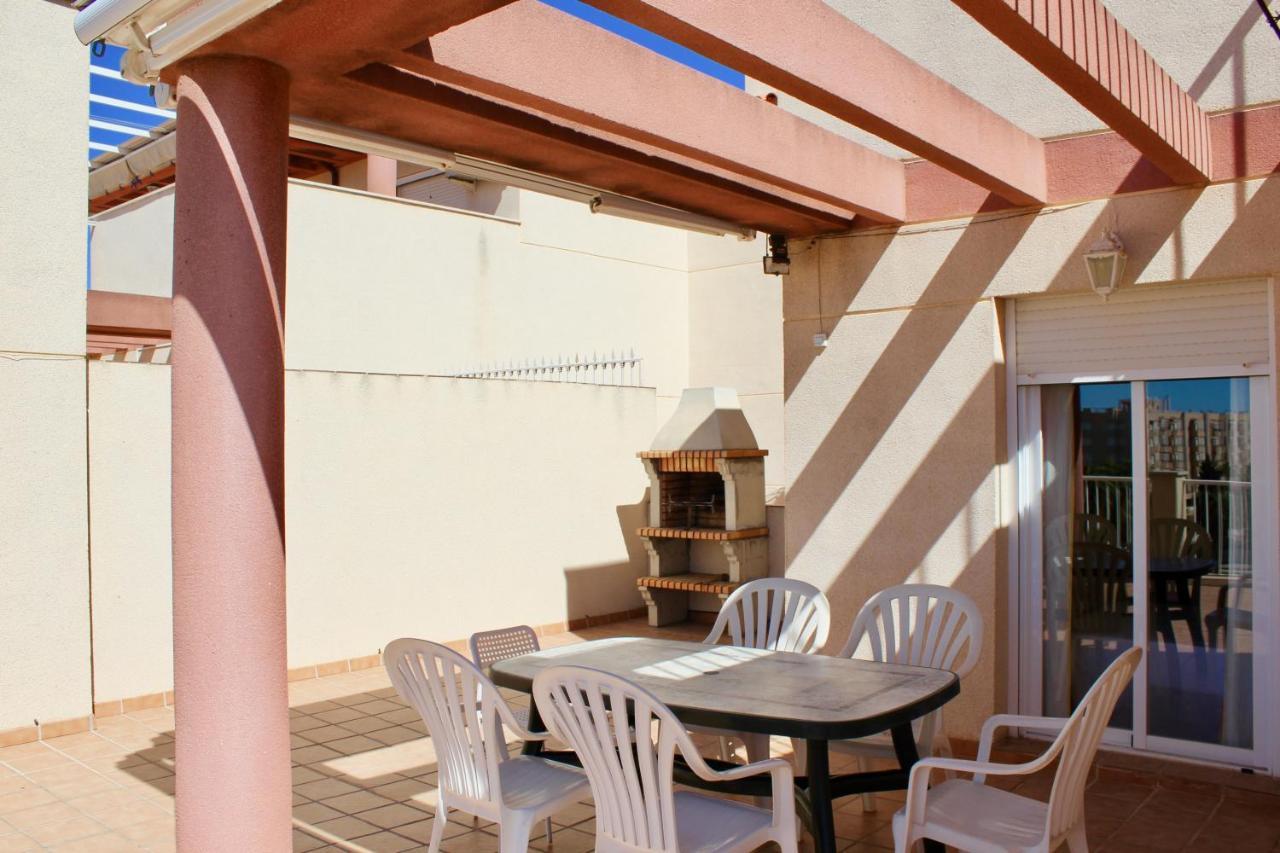 Espectacular Atico Con Parking Y Terraza Con Bbq Daire Salobreña Dış mekan fotoğraf
