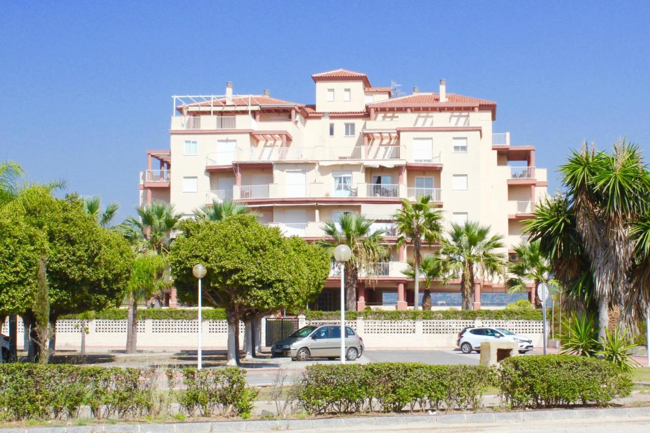 Espectacular Atico Con Parking Y Terraza Con Bbq Daire Salobreña Dış mekan fotoğraf