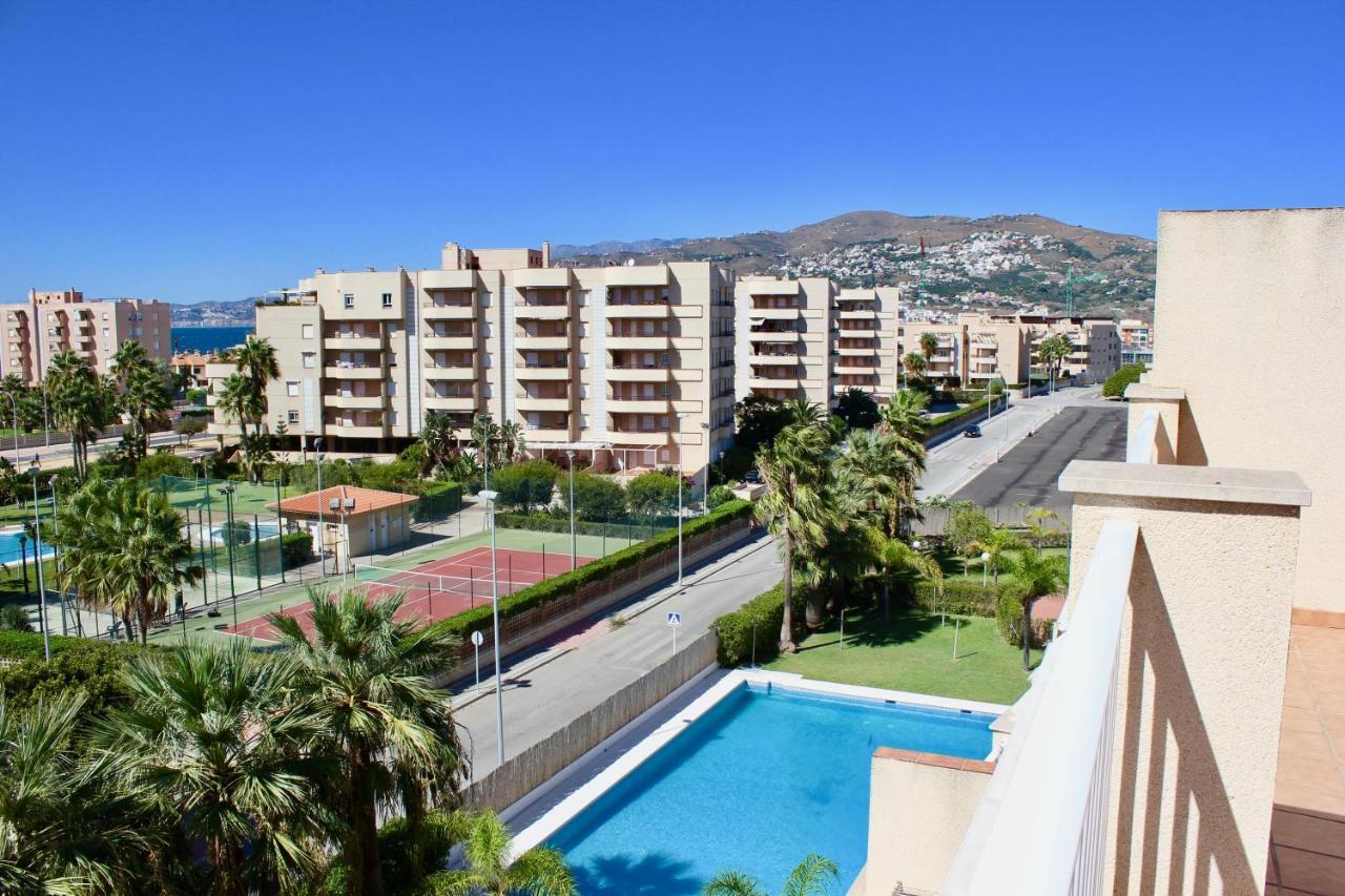 Espectacular Atico Con Parking Y Terraza Con Bbq Daire Salobreña Dış mekan fotoğraf