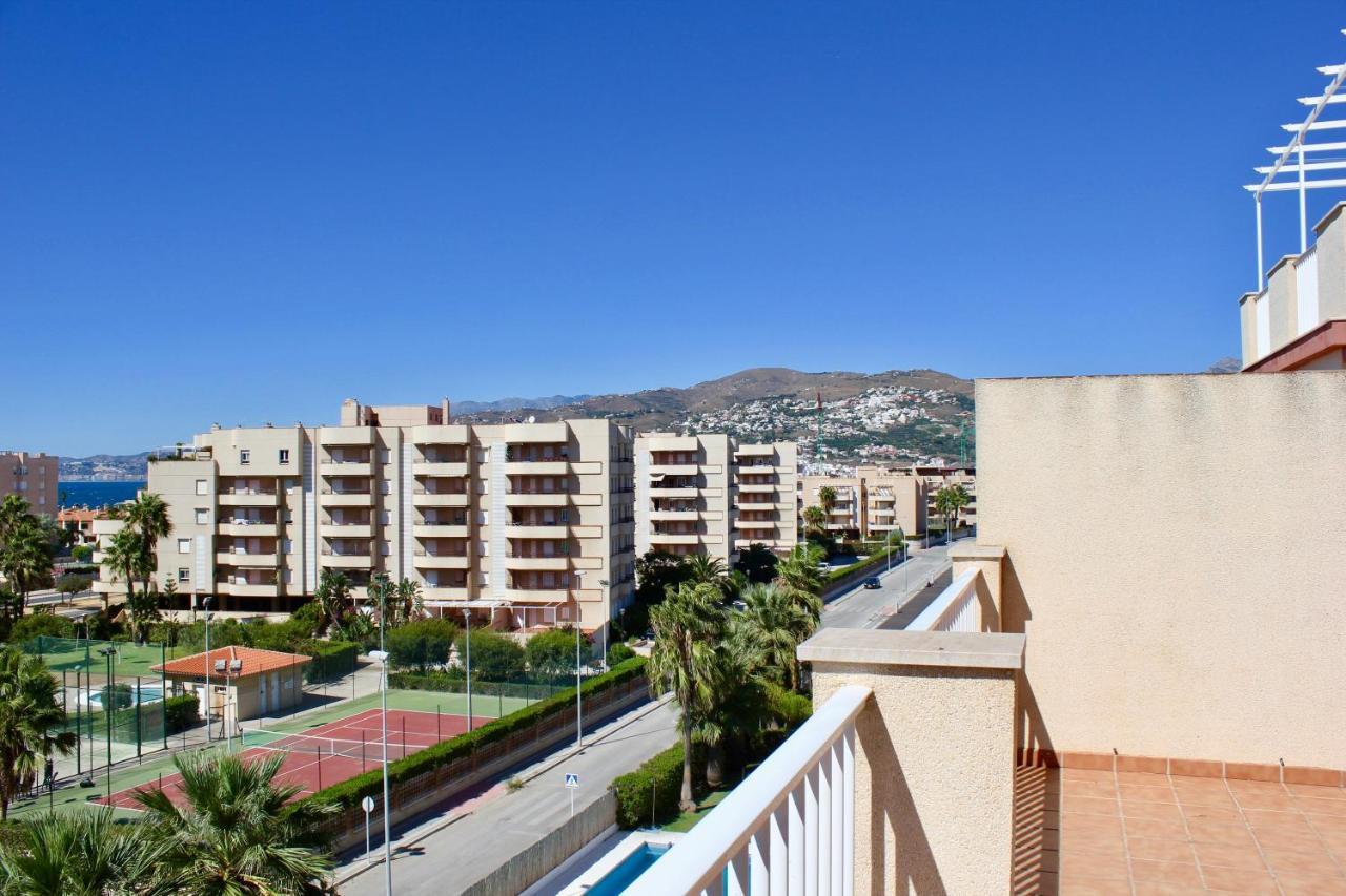Espectacular Atico Con Parking Y Terraza Con Bbq Daire Salobreña Dış mekan fotoğraf