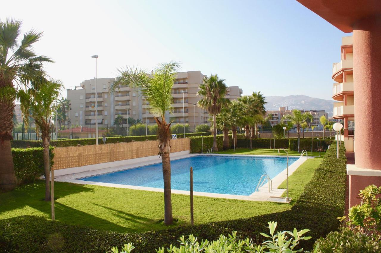 Espectacular Atico Con Parking Y Terraza Con Bbq Daire Salobreña Dış mekan fotoğraf