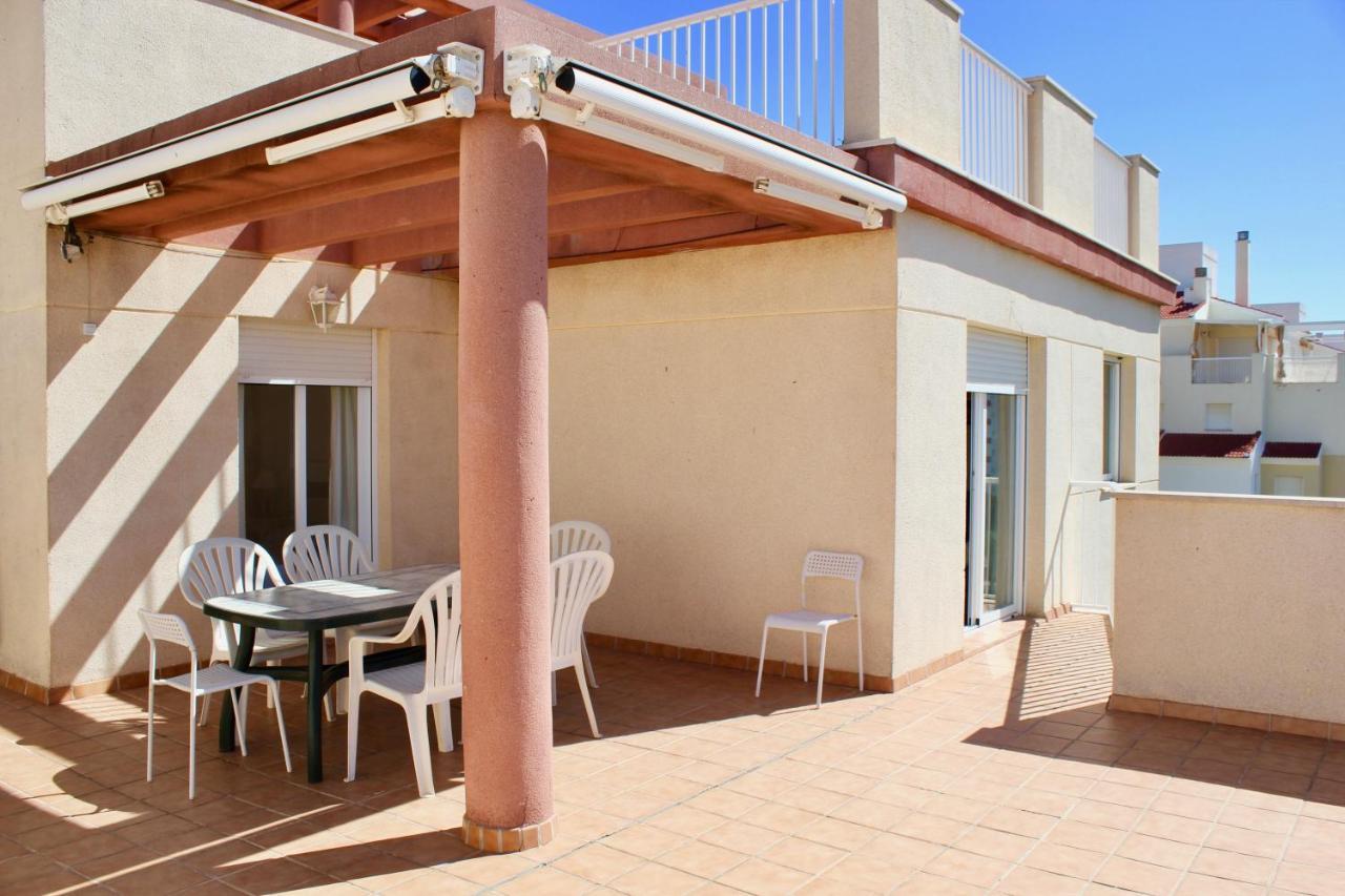Espectacular Atico Con Parking Y Terraza Con Bbq Daire Salobreña Dış mekan fotoğraf